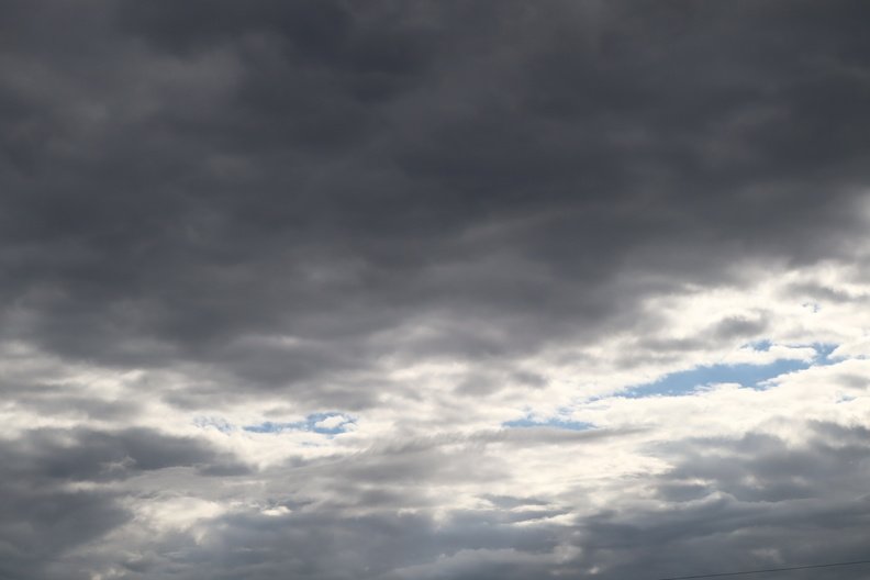Sky_Blue_Dramatic_Clouds_002.JPG