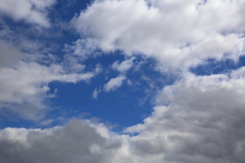 Sky_Blue_Dramatic_Clouds_015.JPG