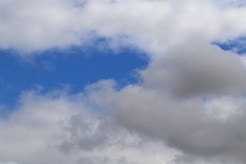 Sky_Blue_Dramatic_Clouds_017.JPG