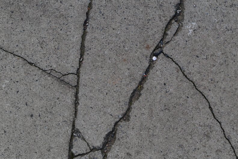 Concrete Damaged 036