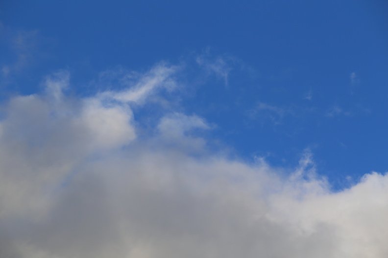 Sky Blue White Clouds 032